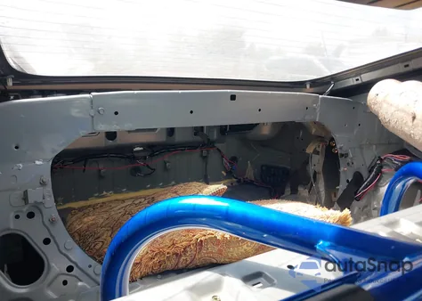 2005 Nissan 350Z Anniversary Edition z USA, uszkodzony, nr VIN JN1AZ34E25M654714